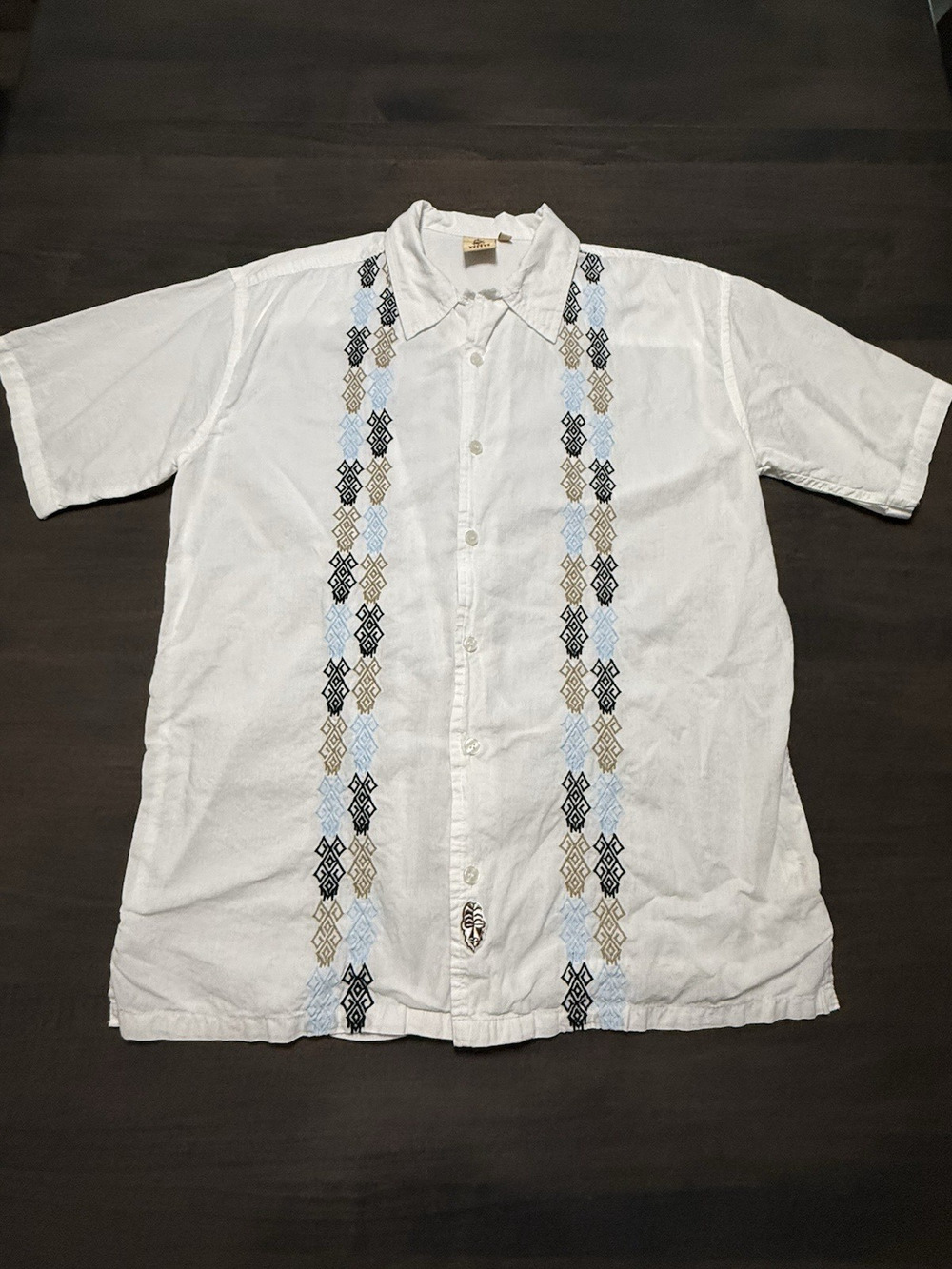 Wayan Natural Wear WNW Button Down Mens L 100% Cotton White Abstract Tribal